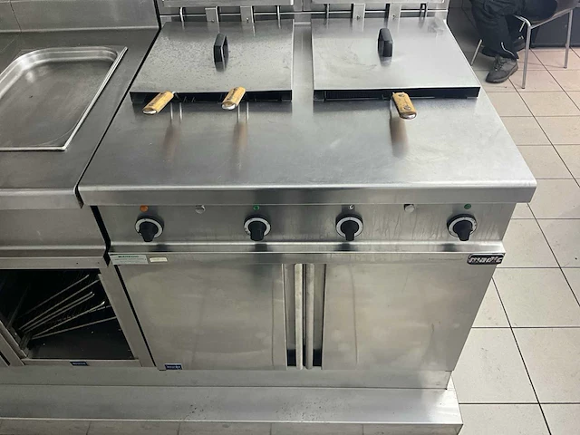 Professioneel rvs kookeiland , 380v - afbeelding 4 van  16