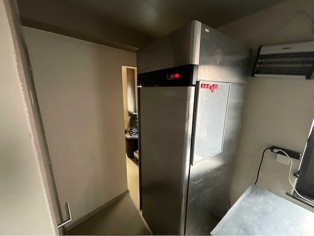 Professioneele koelkast - afbeelding 1 van  3