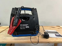 Professionele auto startbooster, jumpstarter accu booster van hbm machines - afbeelding 6 van  9