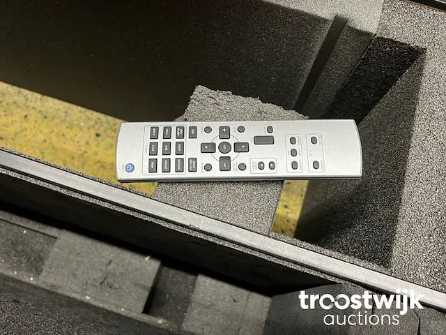 Professionele flatscreen 42” - afbeelding 6 van  8