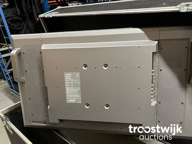 Professionele flatscreen 42” - afbeelding 7 van  8