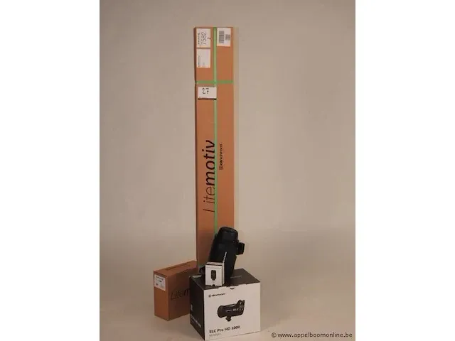 Professionele fotografieset bestaande uit :flits elinchrome elc 1000, litemotive 7582 190cm softbox en zender - afbeelding 1 van  3