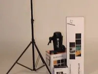 Professionele fotografieset bestaande uit : flitser elinchrom elc500, statief, softbox, speedring en zender - afbeelding 1 van  2