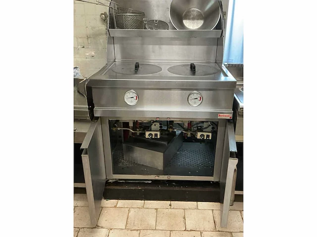Professionele friteuse bertrand - afbeelding 2 van  6