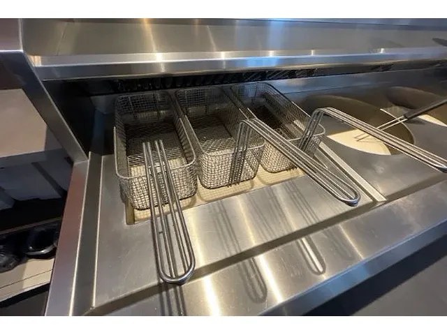 Professionele friteuse perfecta - afbeelding 15 van  20