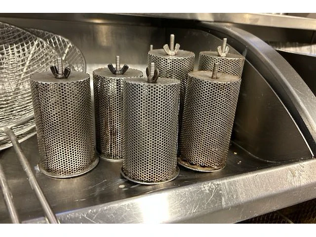 Professionele friteuse - afbeelding 13 van  14