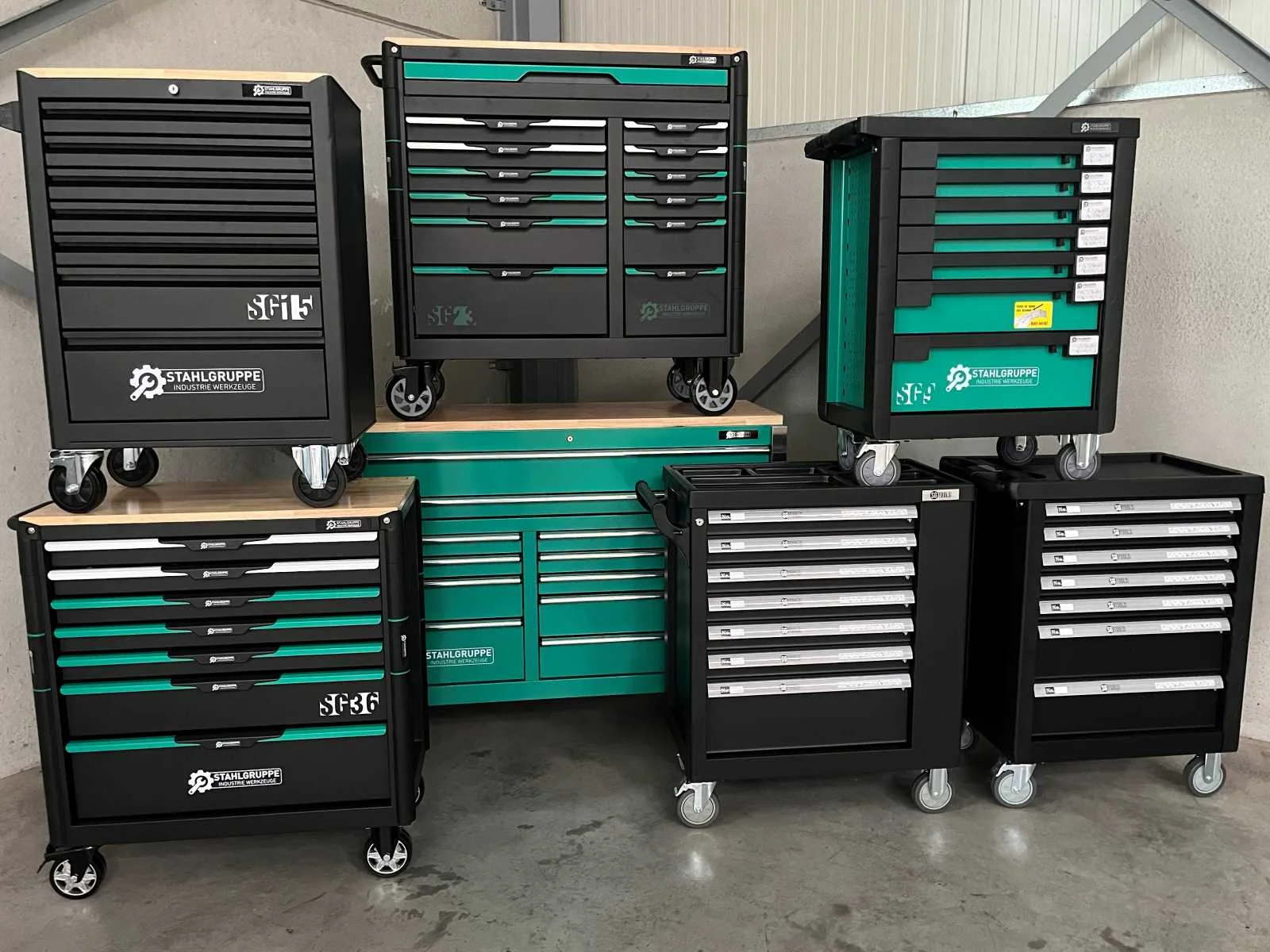 Professionele gereedschapswagens, tuinbouwmachines, generatoren en divers gereedschap
