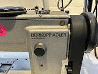 Professionele naaimachine durkopp adler - afbeelding 4 van  5