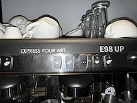 Proffesioneel koffiemachine faema e98 up - afbeelding 3 van  5