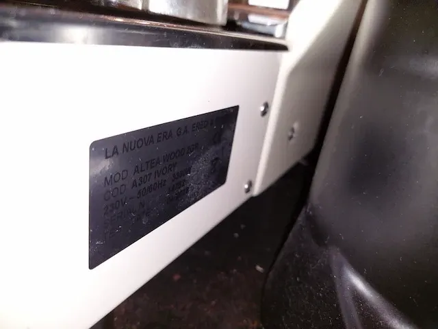Proffesioneel koffiezetapparaat la nuova era g.a eredi 8 co mod altea wood 2 gr - afbeelding 6 van  11