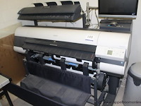 Proffesionele grootformaatplotter ipf840 - afbeelding 1 van  4