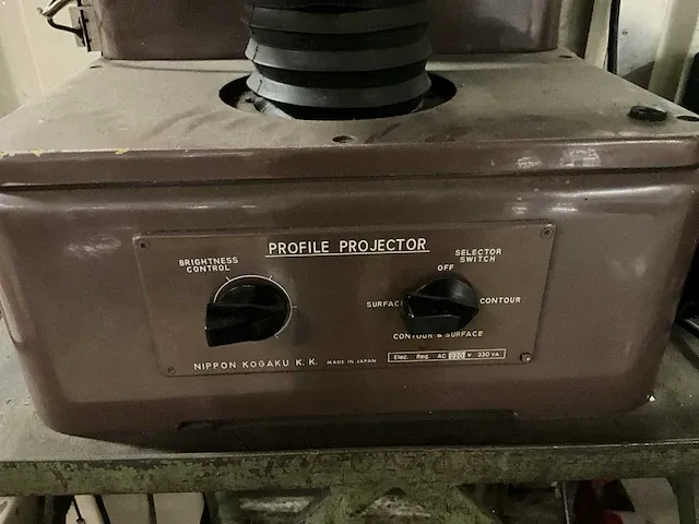 Profiel projector nikon 6ct2 - afbeelding 8 van  13