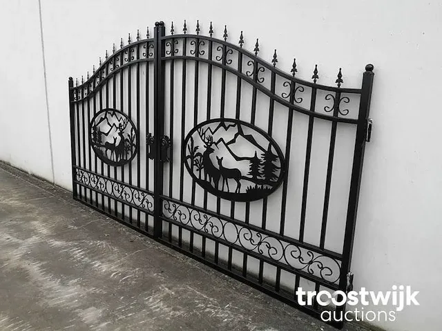 Profielstalen poort - deer design - afbeelding 3 van  8