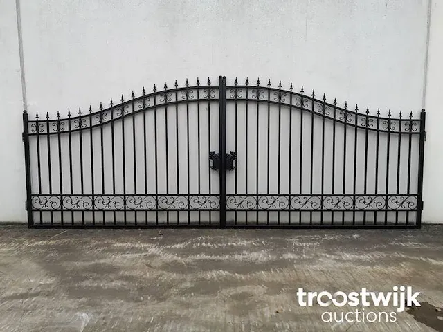 Profielstalen poort - effen design - afbeelding 1 van  7