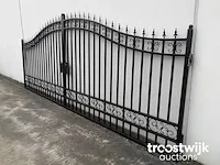 Profielstalen poort - effen design - afbeelding 3 van  7