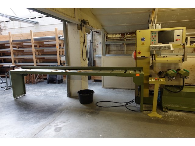 Profielverstekzaagmachine soenen hendrik - afbeelding 2 van  9