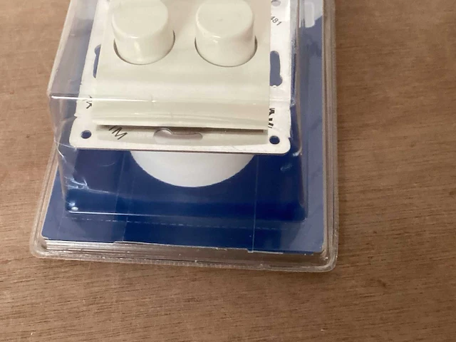 Profile duo dimmer 2x 20-100w (30x) - afbeelding 2 van  3