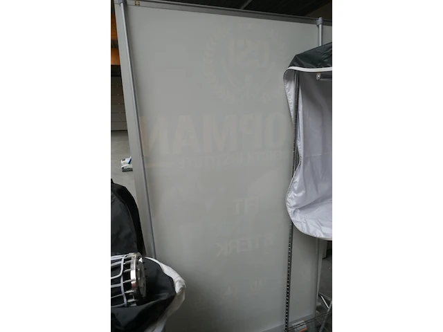 Projecteerschermen + banners - afbeelding 1 van  4