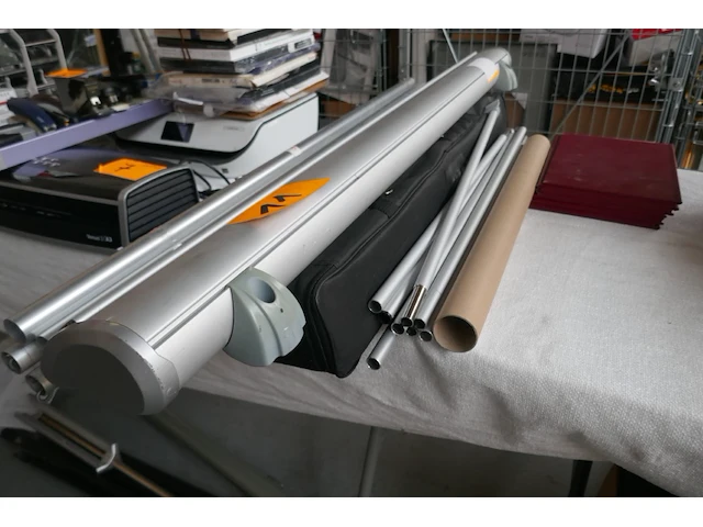 Projectiescherm, banners, cover - afbeelding 1 van  4
