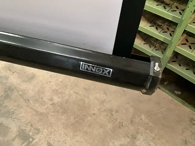 Projectiescherm innox op 3-pikkel statief - afbeelding 4 van  6