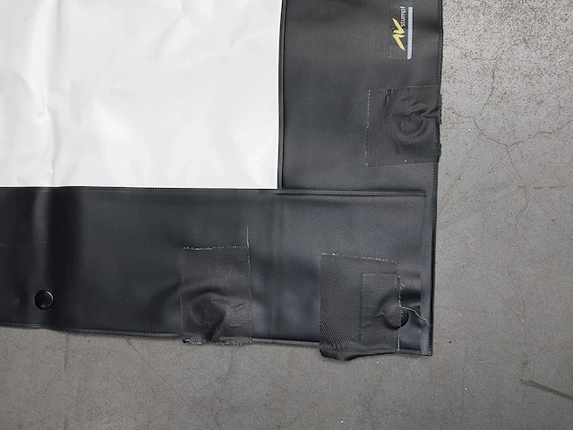 Projection screen 16/9 372x210 front&retro w/screen frame 392x230 - afbeelding 9 van  12