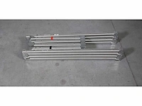 Projection screen 16/9 372x210 front&retro w/screen frame 392x230 - afbeelding 12 van  12