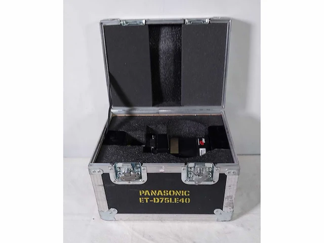 Projector lens panasonic 4.6-7.4:1 (et-d75le40) - afbeelding 1 van  6