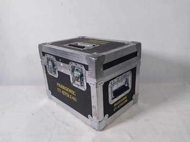 Projector lens panasonic 4.6-7.4:1 (et-d75le40) - afbeelding 6 van  6