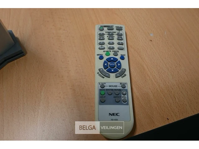 Projector met afstandsbediening - merk : nec - afbeelding 4 van  5