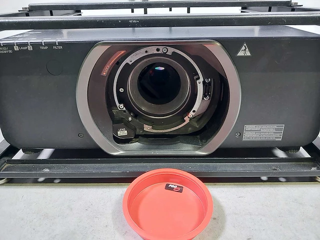 Projector panasonic pt-dz13ku - afbeelding 1 van  11