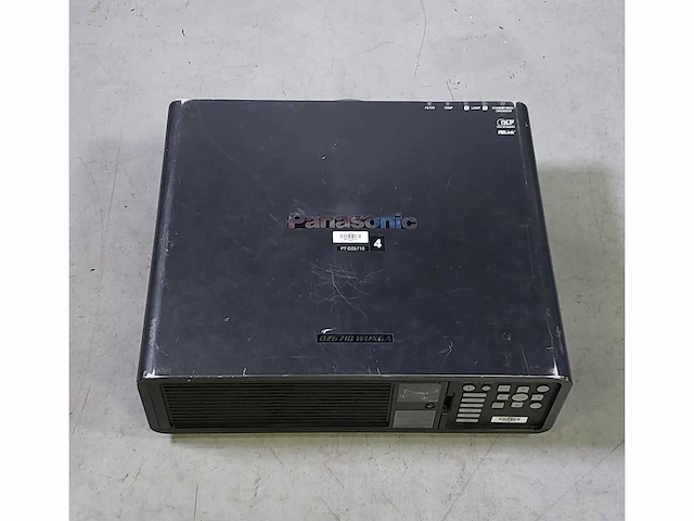 Projector panasonic pt-dz6710e - afbeelding 3 van  8