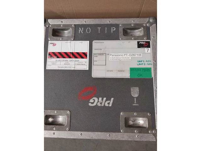Projector panasonic pt-dz6710e - afbeelding 8 van  8