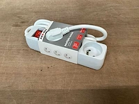 Promax stekkerdoos 3 voudig met schakelaar (38x) - afbeelding 2 van  5