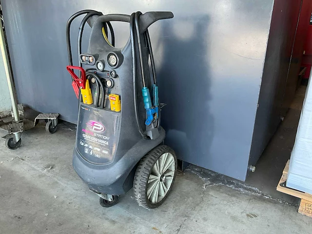 Propulstation booster 12/24v 3200/1600ca - afbeelding 2 van  9
