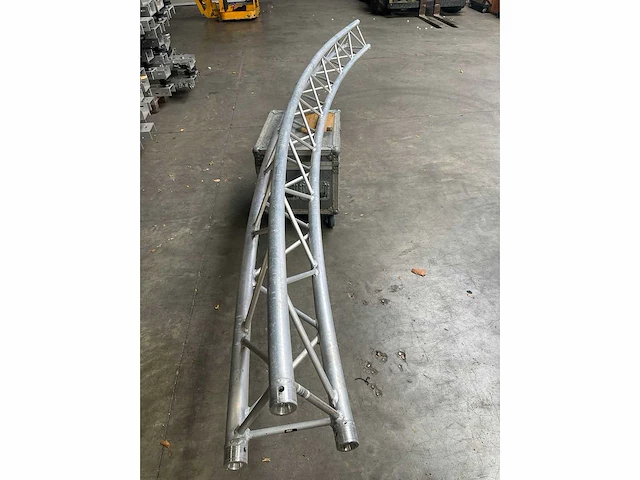 Protruss t31 half circle silver (15.00mtr diameter 6cuts 30°) - afbeelding 1 van  2