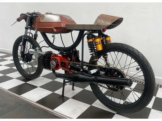 Puch - cafe racer - motorfiets - afbeelding 3 van  11
