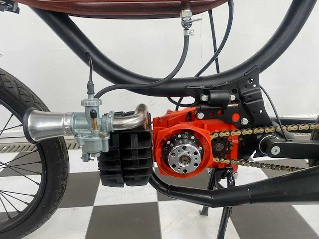 Puch - cafe racer - motorfiets - afbeelding 7 van  11