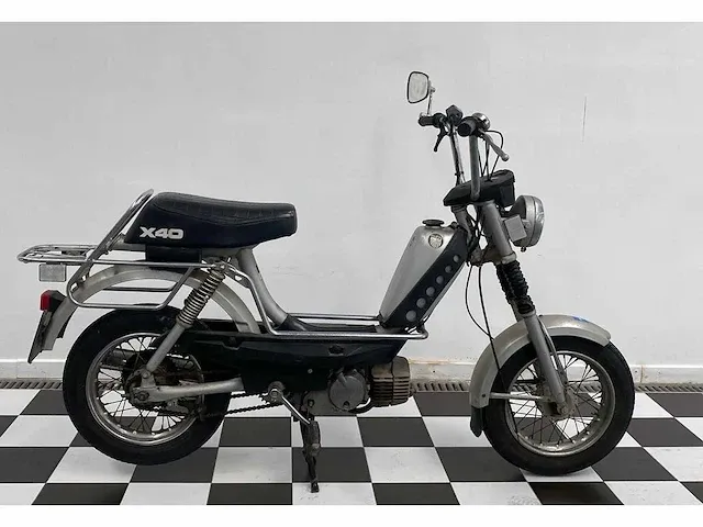 Puch - x40 - motorfiets - afbeelding 2 van  7
