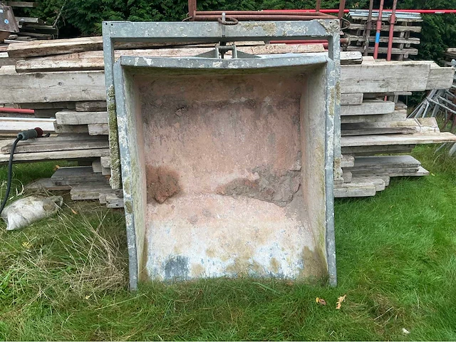 Puinbak 2000kg diverse bouwmaterialen - afbeelding 2 van  3
