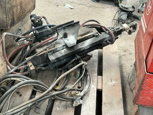 Puntlasmachine - afbeelding 6 van  6