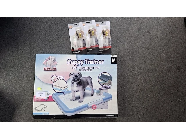 Puppy trainer m flamingo nieuw in doos + 3 puppy nursing kit - afbeelding 1 van  3