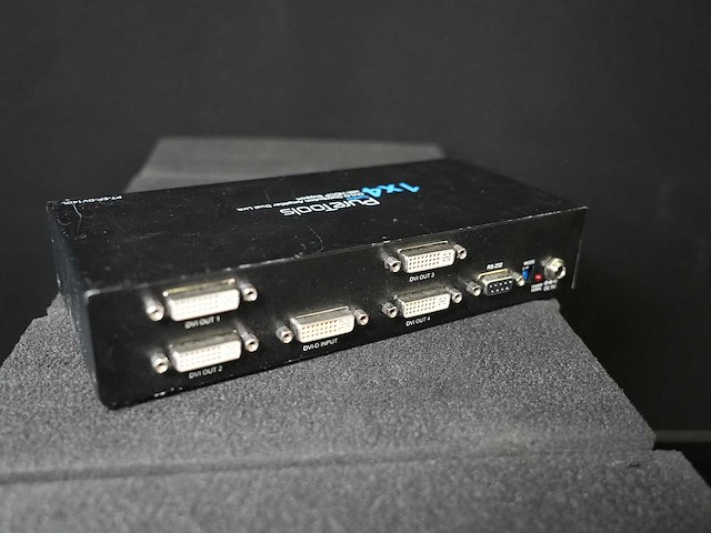 Purelink - set of 5 ptspdv14dl dvi splitter 1/4 - video - afbeelding 3 van  3