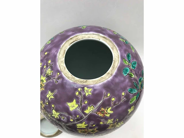 Purple-ground famille rose ‘dayazhai’ vase - porcelain - china - guangxu or republic of china (1912-1949) - afbeelding 6 van  25