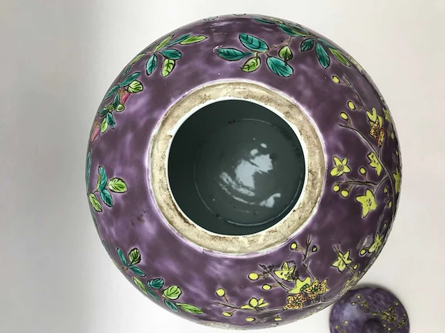 Purple-ground famille rose ‘dayazhai’ vase - porcelain - china - guangxu or republic of china (1912-1949) - afbeelding 8 van  25
