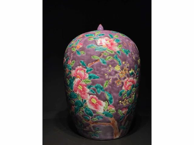 Purple-ground famille rose ‘dayazhai’ vase - porcelain - china - guangxu or republic of china (1912-1949) - afbeelding 1 van  25