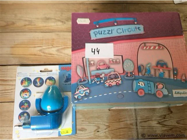 Puzzel circuit + - afbeelding 1 van  2