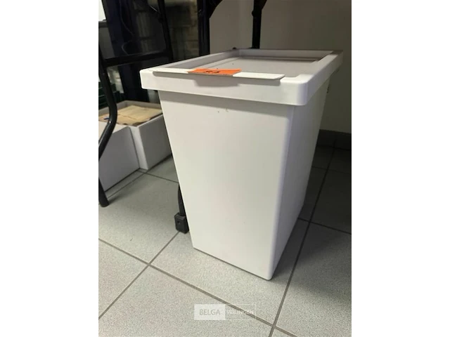 Pvc afvalbakje - afbeelding 2 van  2