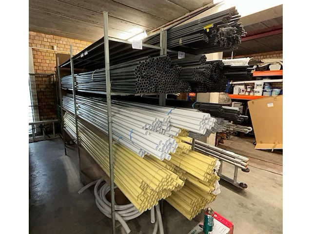 Pvc buizen - afbeelding 1 van  8