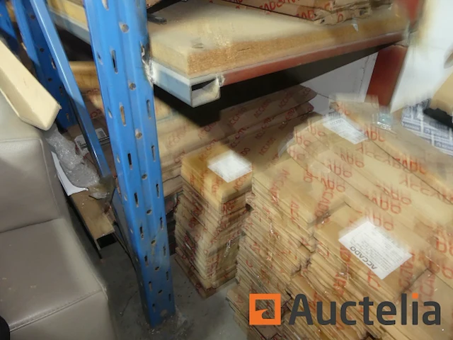 Pvc chassis hardware (grote hoeveelheid) - afbeelding 6 van  27