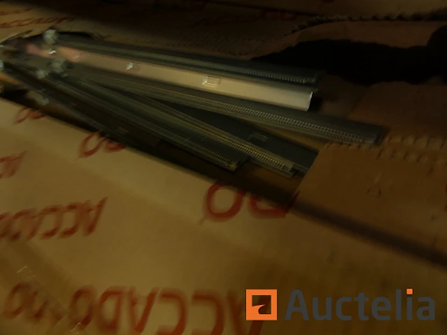 Pvc chassis hardware (grote hoeveelheid) - afbeelding 8 van  27